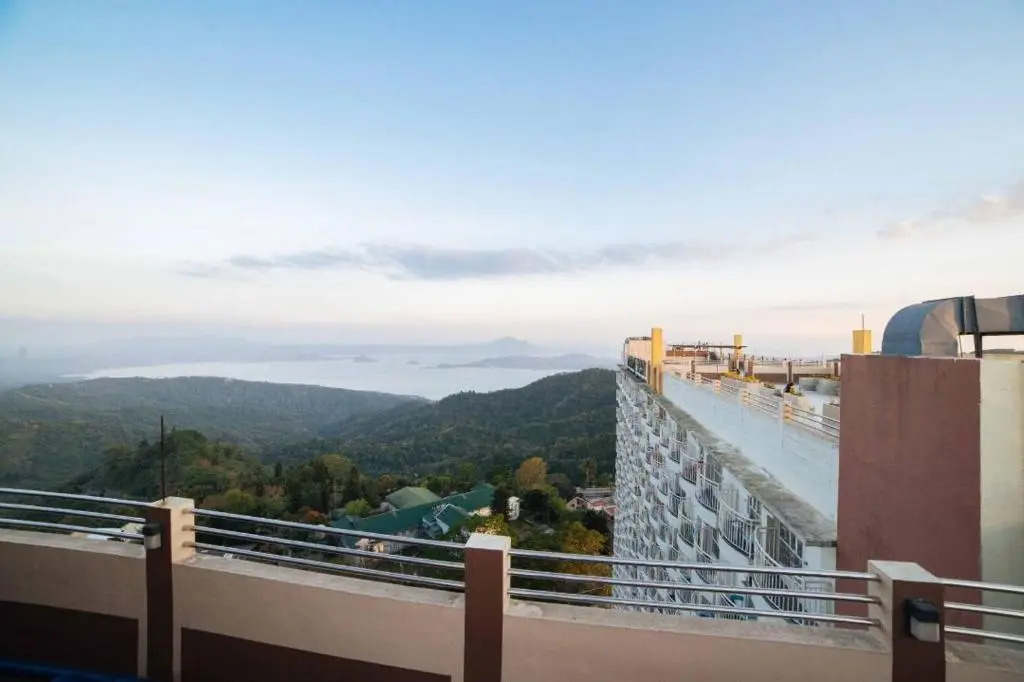 Cityland Tagaytay Taal Lake View City View Free Pool Parking Studios With Balcony are City View