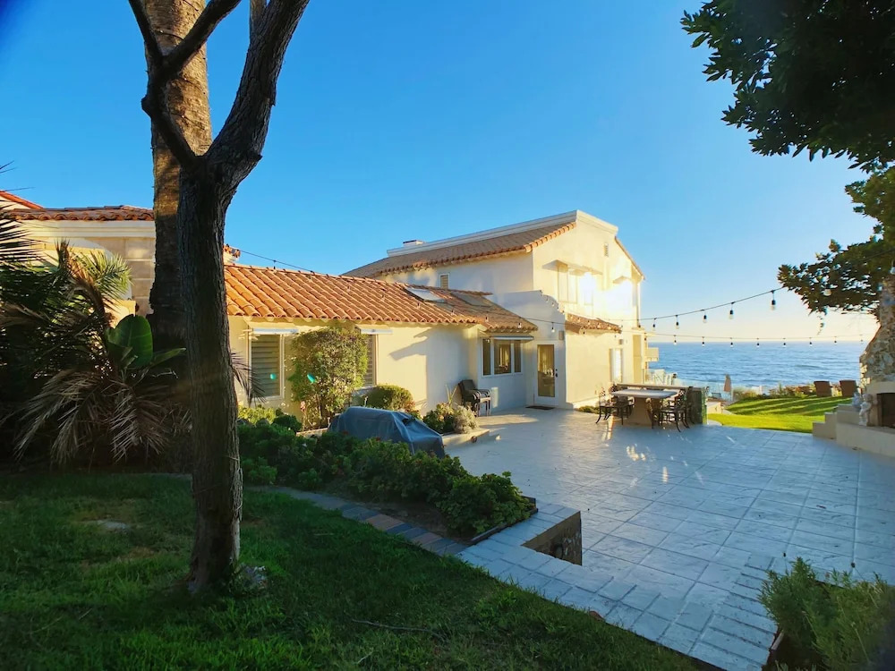 Luxury Beachfront Estate & Private Beach.