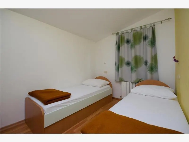 Apartmani 'Mirijana Gabrić' A3
