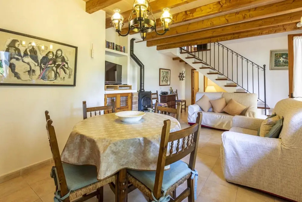 Villa - 2 Bedrooms with Pool and WiFi - 103235