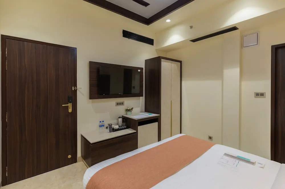 Royal Rawal - Luxury Boutique Hotel