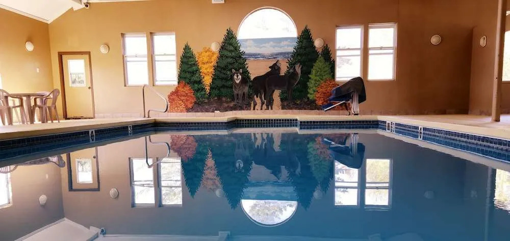 Gray Wolf Lodge