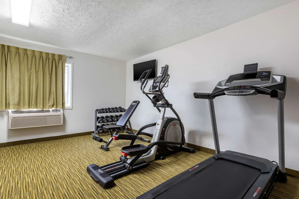 Quality Inn Coraopolis - Pittsburgh Airport