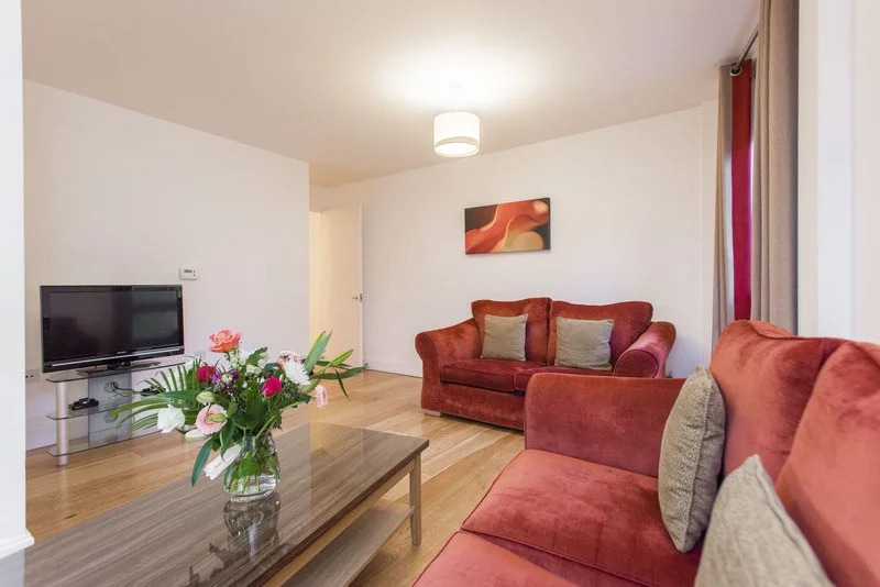 PREMIER SUITES Bristol Cabot