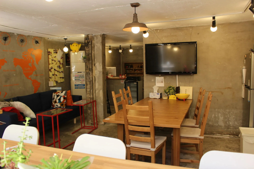 Bunk Guesthouse Hongdae