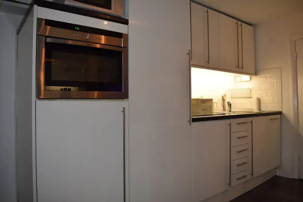 1 Bedroom Flat With Garden In Lambeth