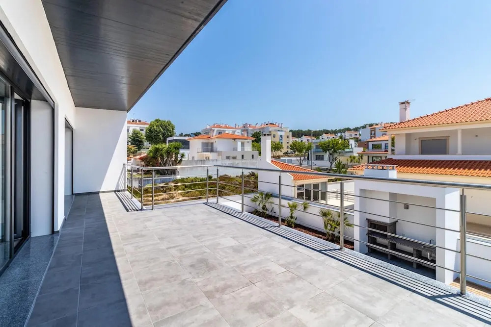 Villa With 4 Bedrooms in Nazaré, With Private Pool and Enclosed Garden - 4 km From the Beach