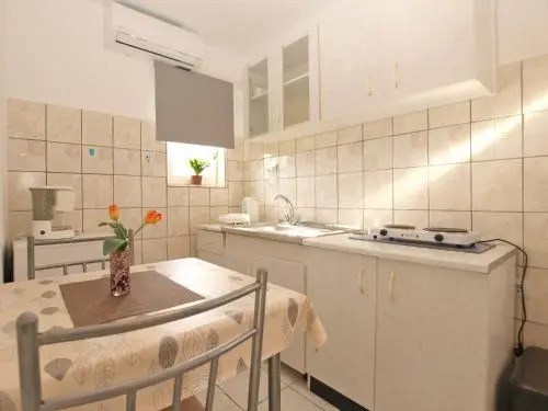 Apartment Josip 1649