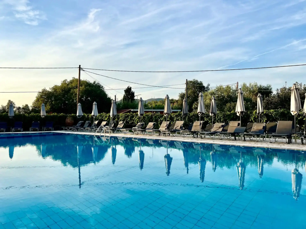 Ccb Bruskos Hotel