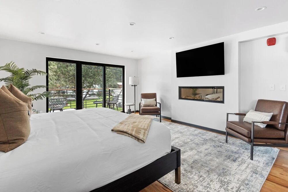 McGregor & Main - Luxury Lofts