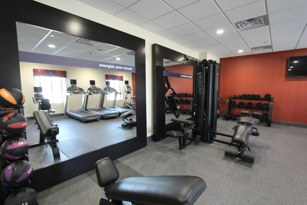 Hampton Inn & Suites Dallas Market Center
