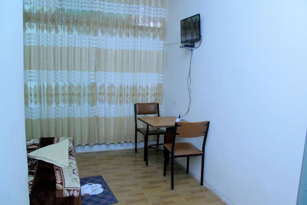 Tseder Pension
