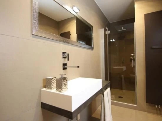 Residenza San Vitale 27 Suite Home