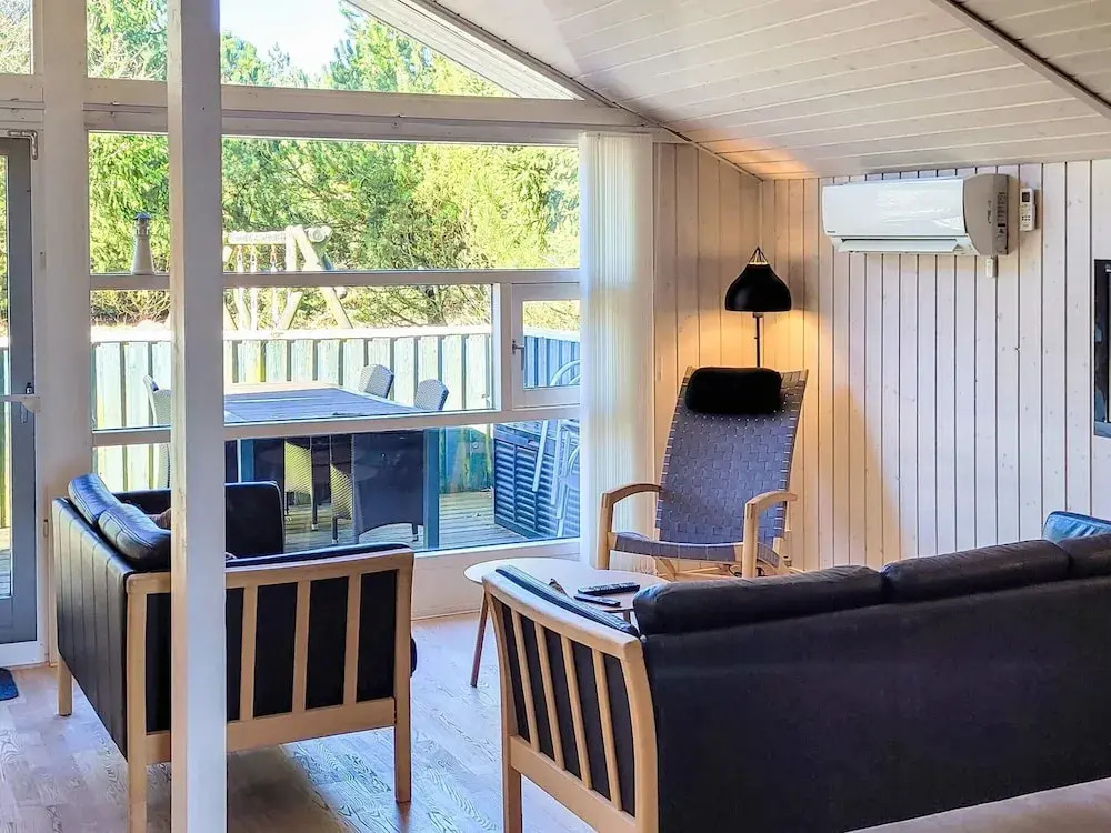 6 person holiday home in Løkken