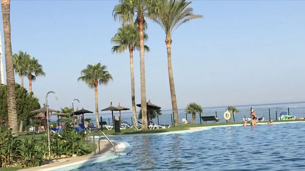 Mi Capricho Luxury Apartament by the Sea
