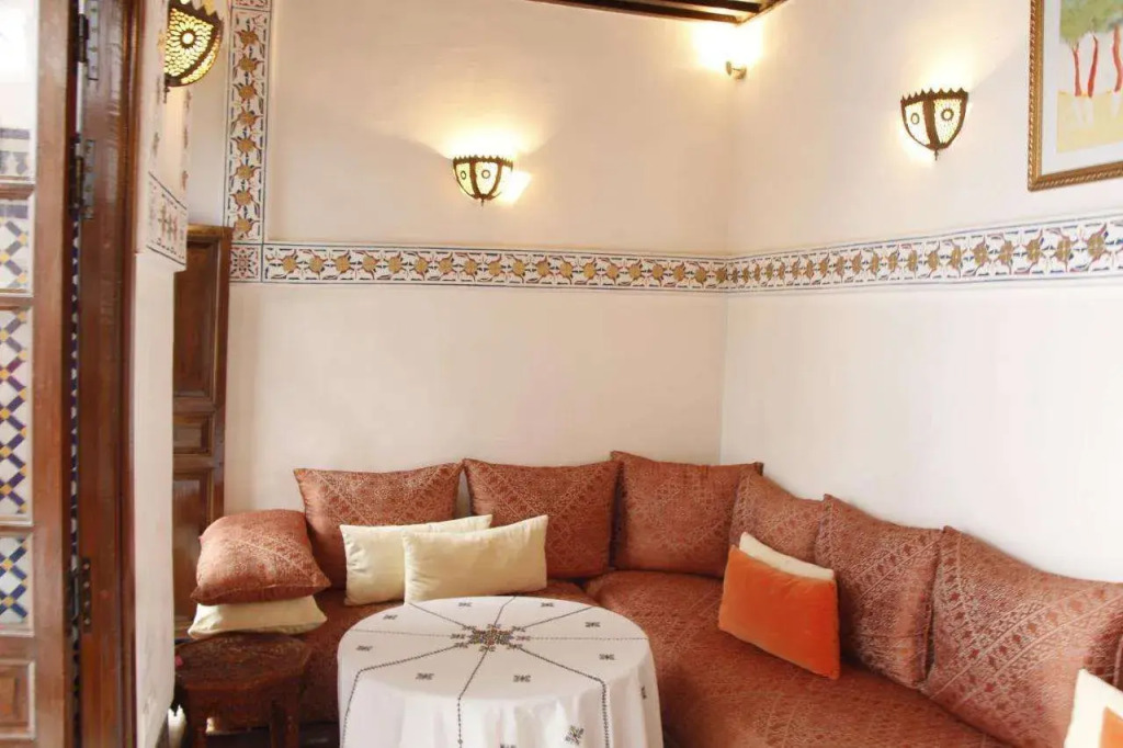 Riad Les Remparts De Fès
