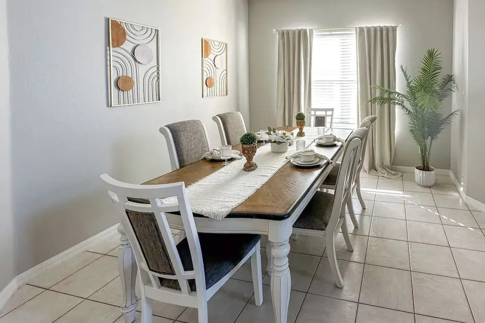 13 Mi to Animal Kingdom: Getaway w/ Patio!