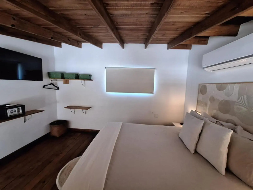 Anaté Beach Apartments, Mangel Alto