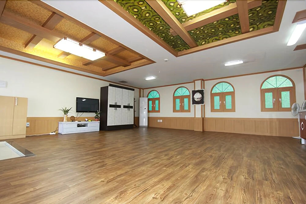 Tongyeong Paradise Pension