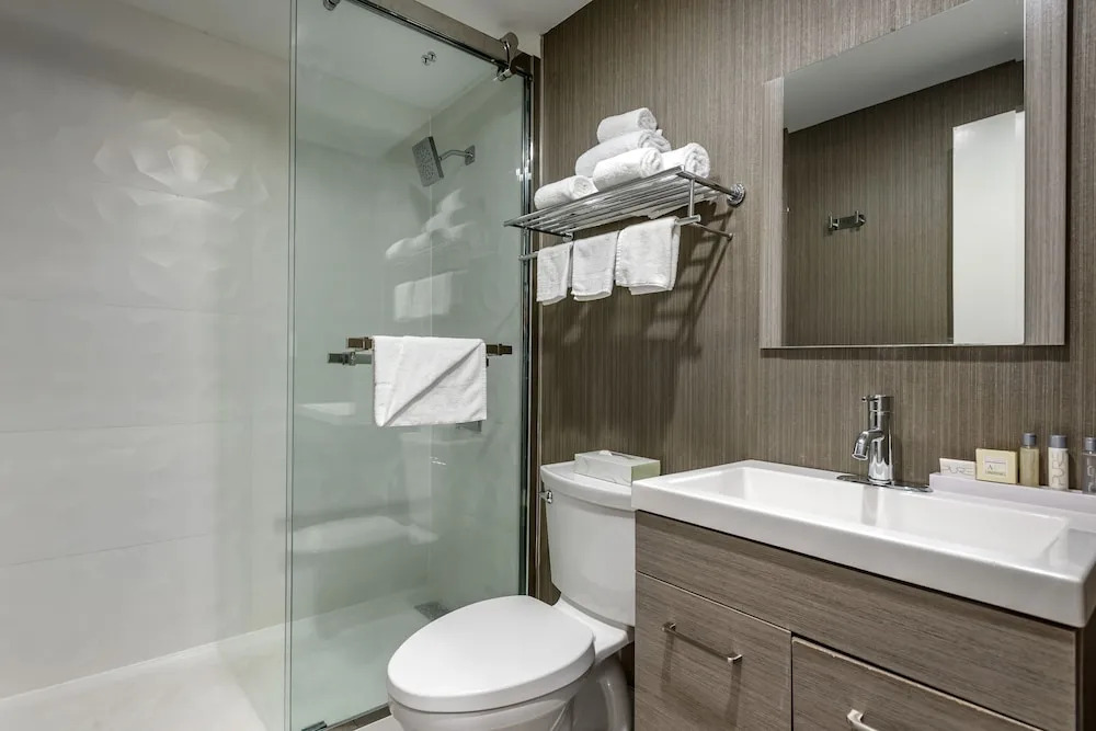 Amwell Suites Somerset Bridgewater