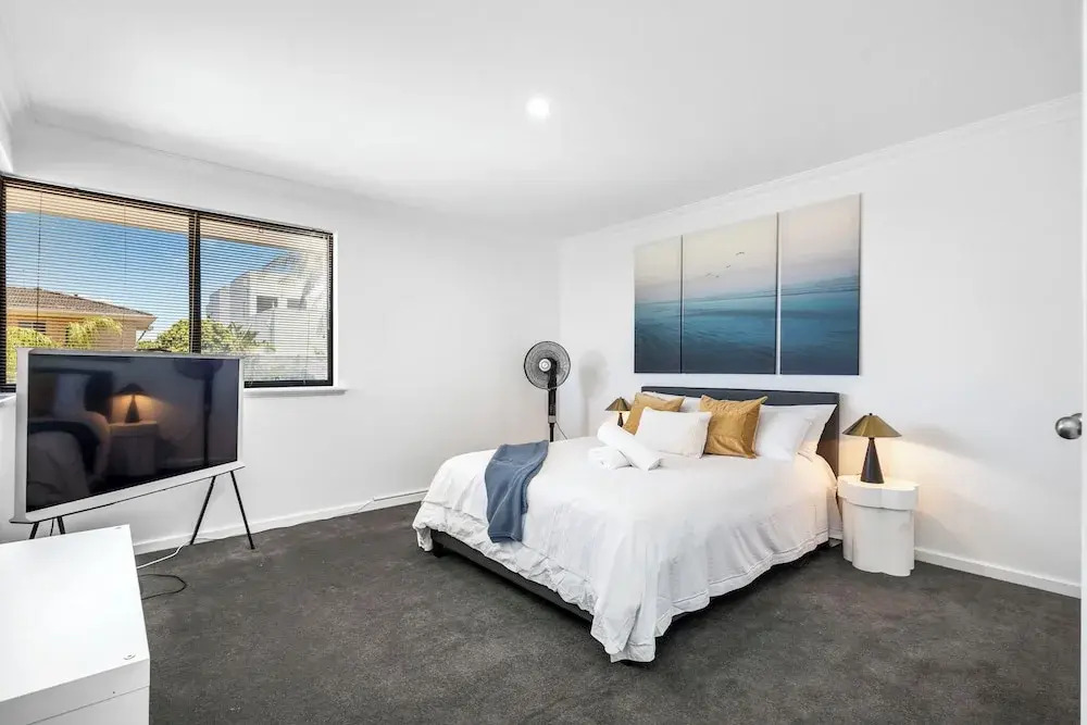 The Monaco Mansion Dianella - Sepal Stay