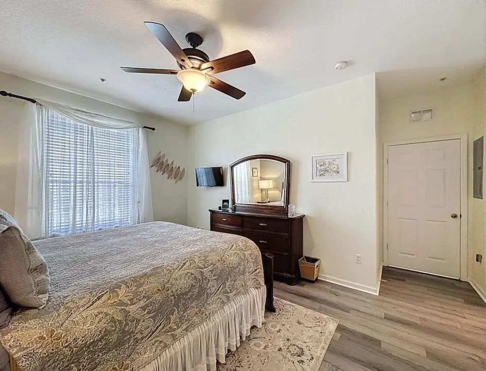 Create Magic Moments Steps Away From Waterpark 3 Bedroom Condo