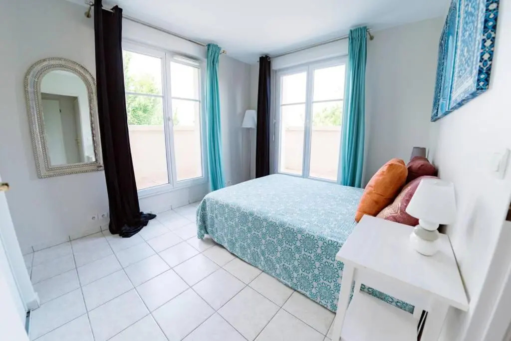 Le Lumineux-T2-43m2-Face Val D'europe-Disney