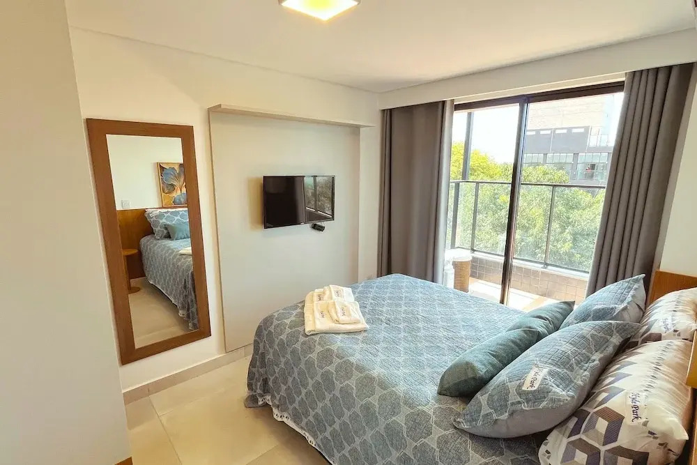 Hyde Park Loft - by Living