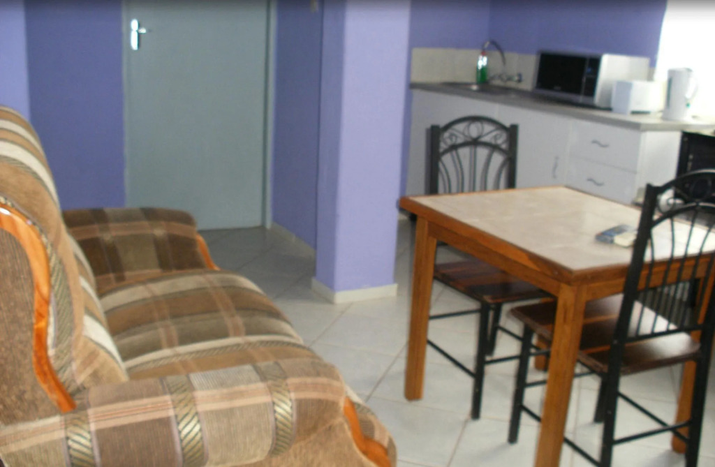 Glorias Bed and Breakfast