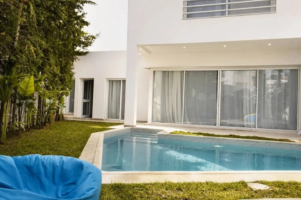 Luxurious Villa in Gammarth With Private Pool and Garden Views