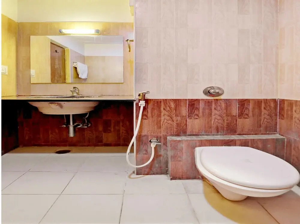 Oyo 872 West Park Hotel