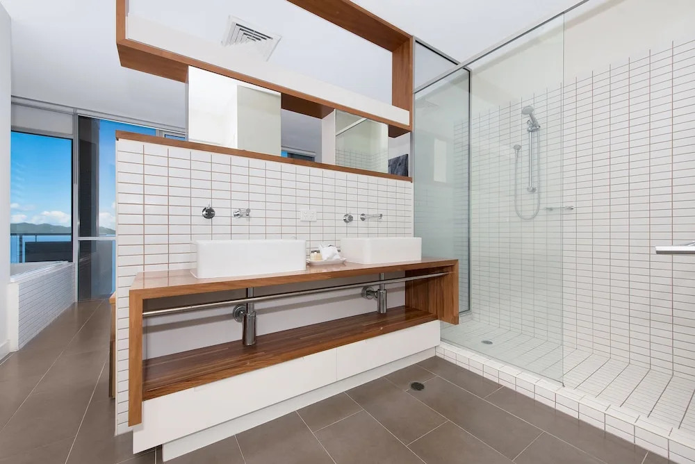 1 Bright Point Apartment 4501