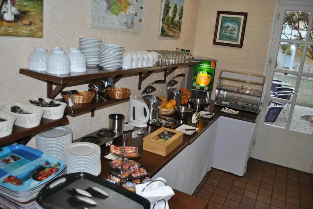 Logis Hôtel & Restaurant Le Fleurance