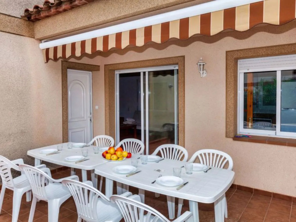 Villa Villa Mimosa II by Interhome
