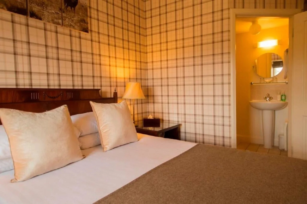 The Tongue Hotel, by Highland Coast Hotels