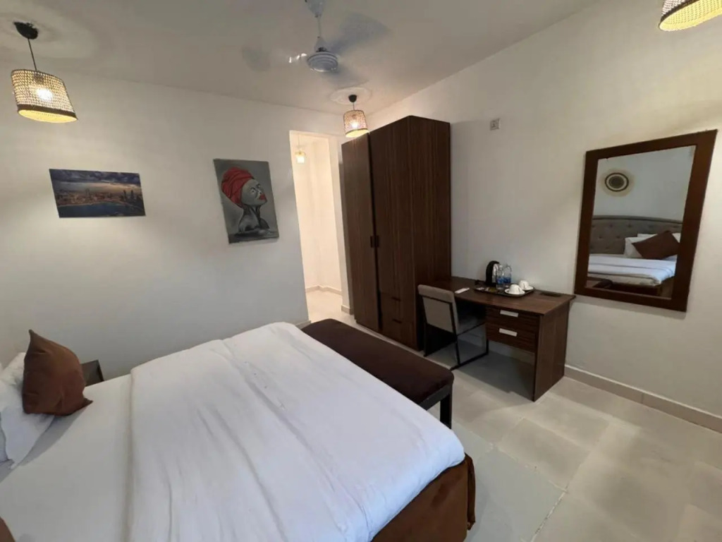 SunSeaBar Beach Resort