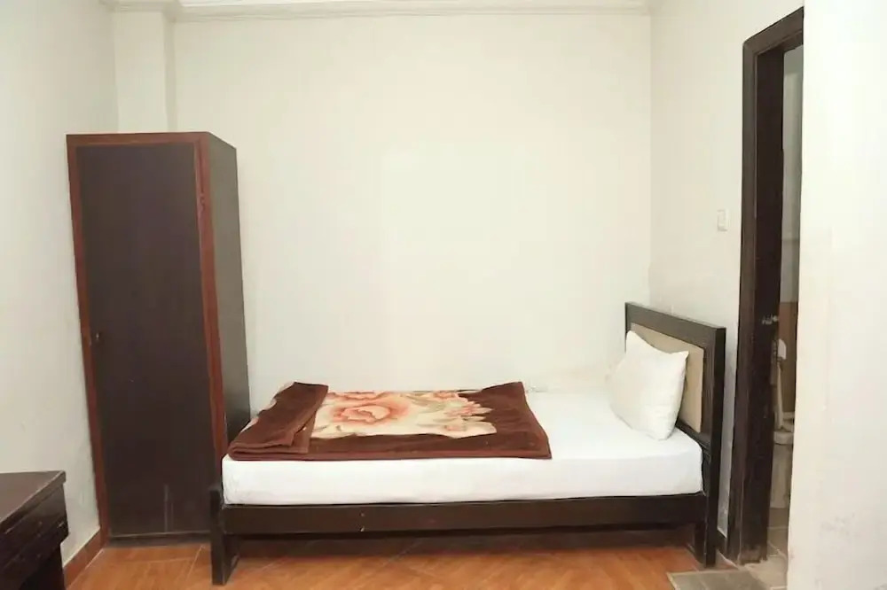 Hotel Pace Inn