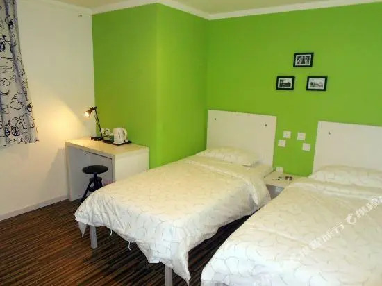 VK Hotel (Beijing Taoranting)