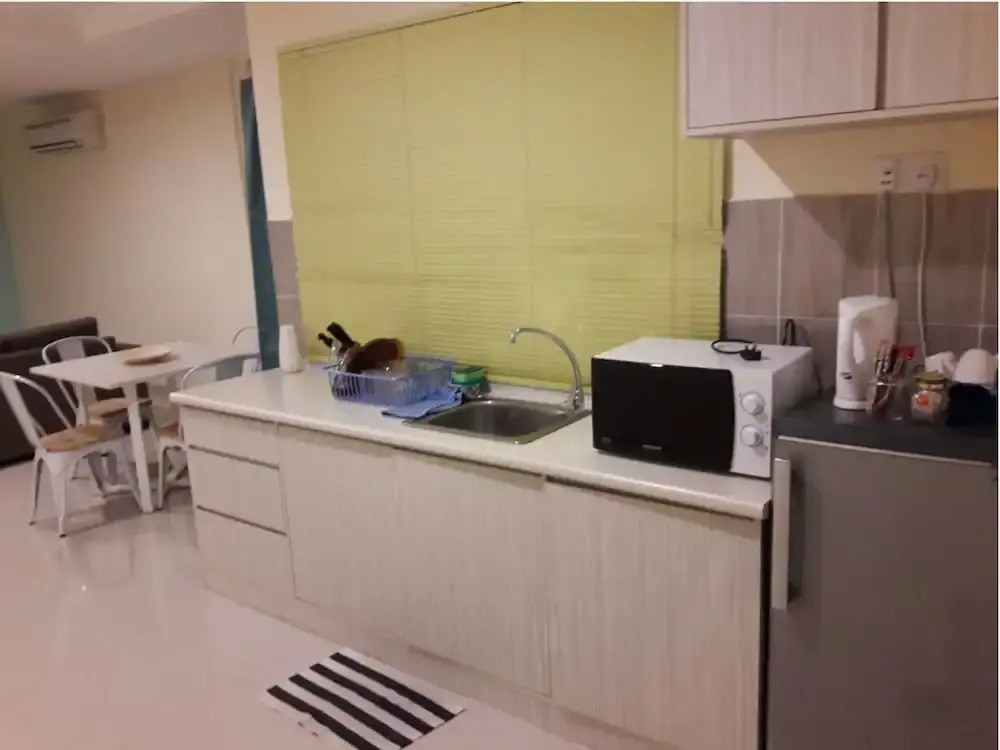 Marina Heights Resort
