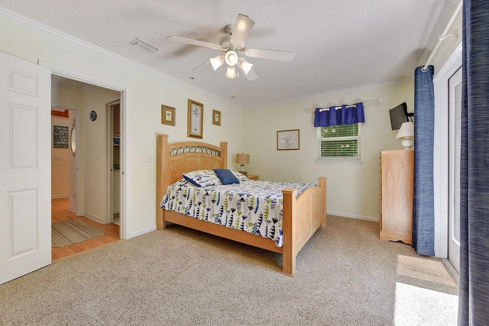 Beach Love AND Happiness by Jekyll Realty