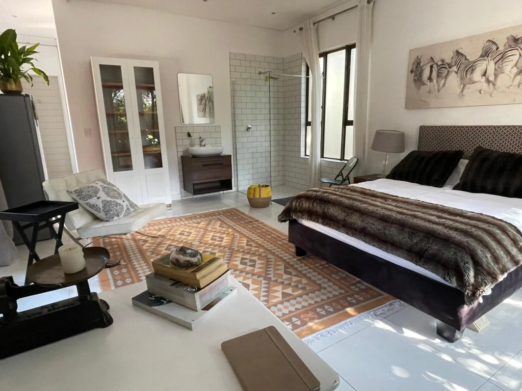 PepperTree Guest House