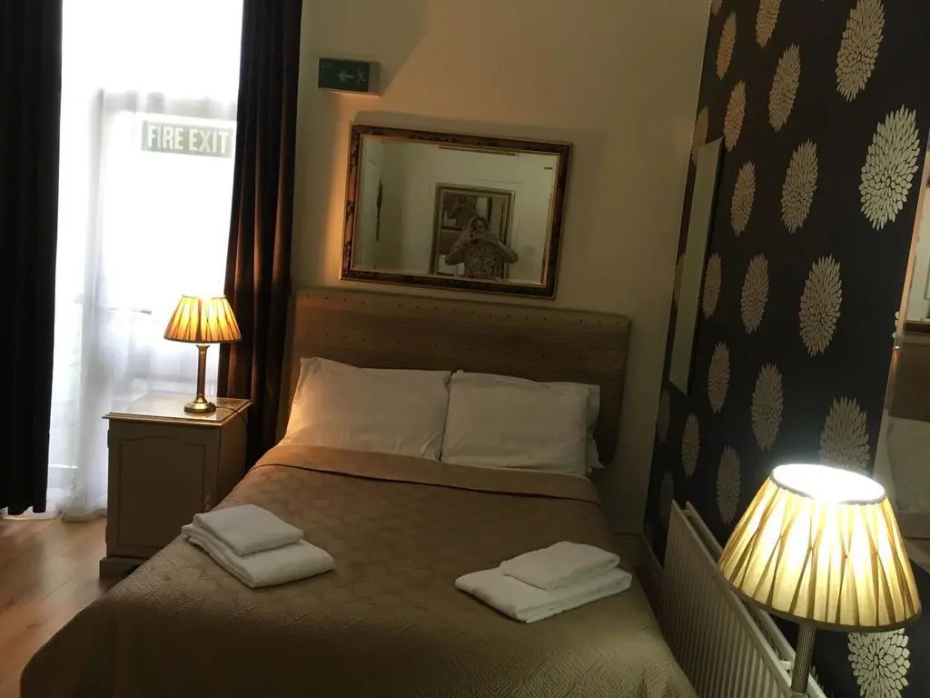 Pearl Court Guesthouse