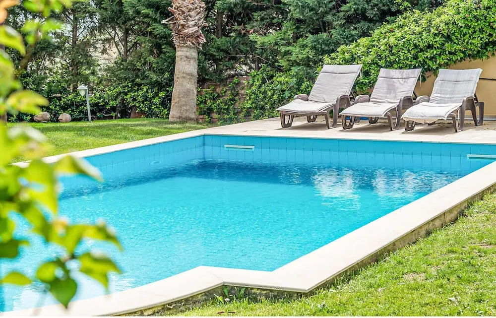 Beautiful Home in Finikia With Wifi and 3 Bedrooms