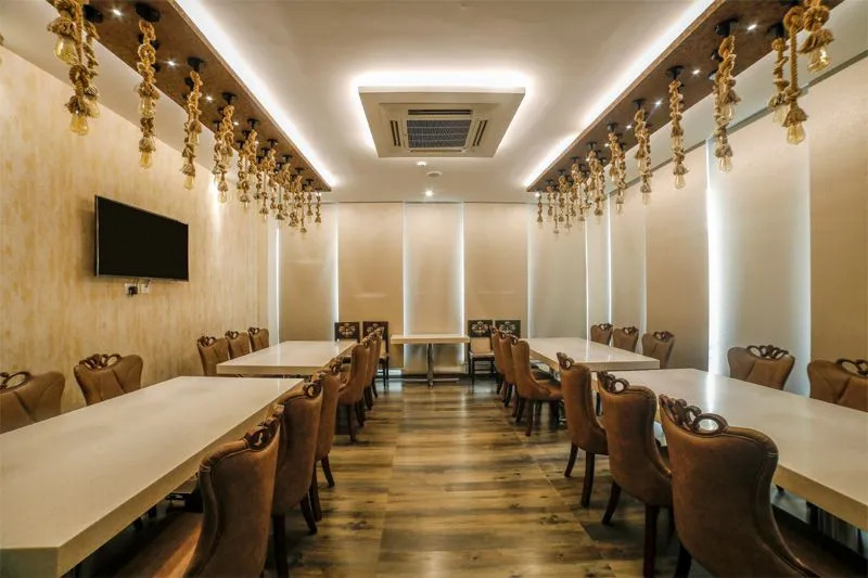 Hotel Annapurna De Royal