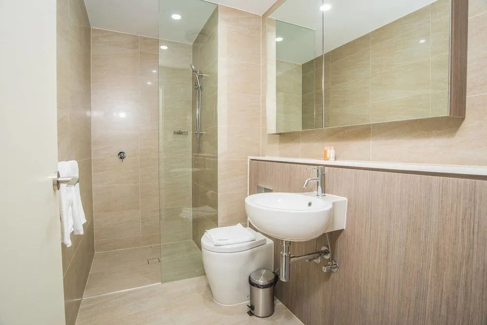 Lovely & Luxurious Townhouse In Zetland