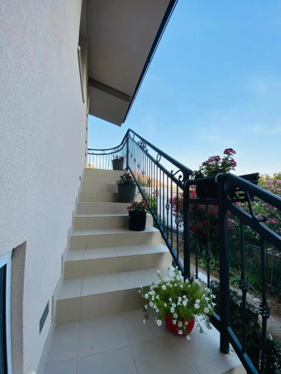 Apartments Blago Sutomore