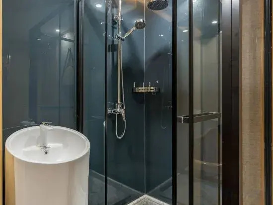Xuzhou Yunlong Wanda Plaza Langbo Hotel