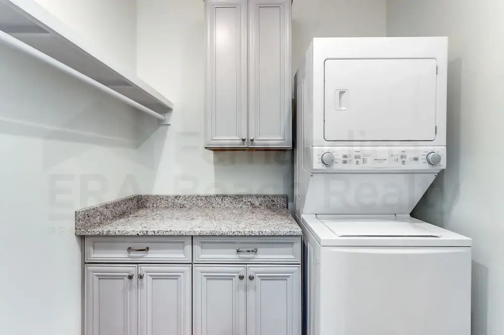 Brand New Build Dog Friendly Close to Ocean! Above Garage Condo 5631