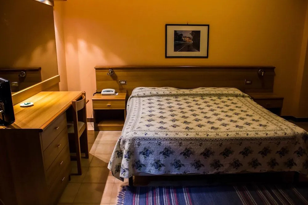 Hotel Salus
