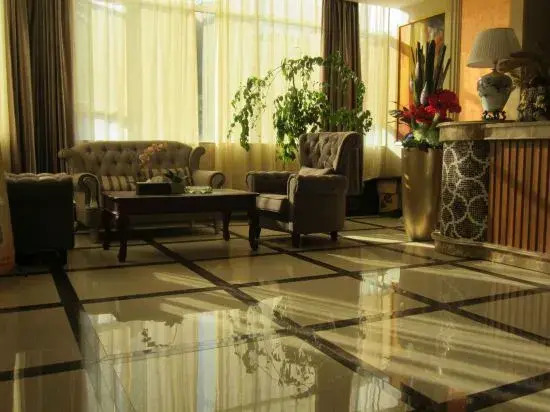 The westside Lancaster Hotel